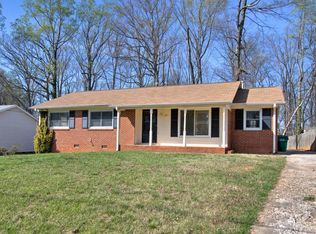 715 Runyon Dr, High Point, NC 27260