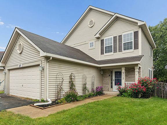 2nd image of 3117 Gloria Ln