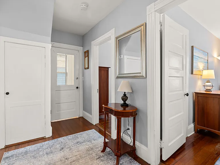 13 Atlantic St #2 — Photo 2