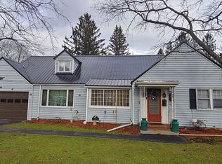 325 E William St, Bath, NY 14810