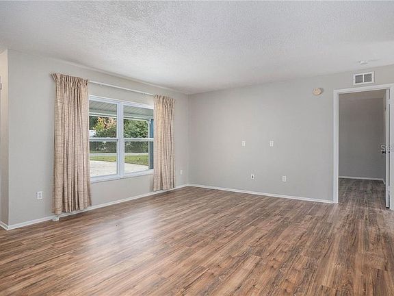 3rd image of 820 Caloosa Trl