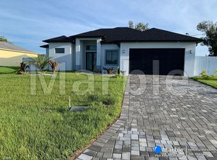 1127 SW 4th Ln, Cape Coral, FL 33991