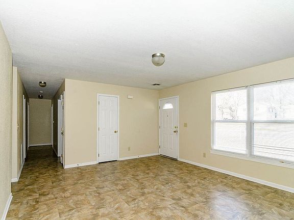 4th image of 1423 Westwood Blvd