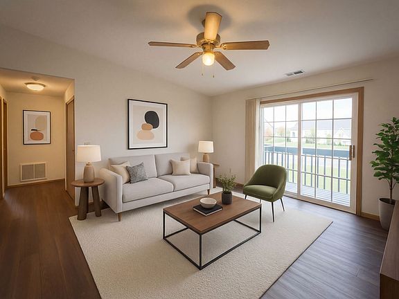 3rd image of 886 Regent Dr APT 1