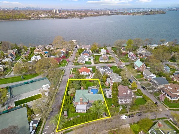 127 Beverly Road image 2 of 57