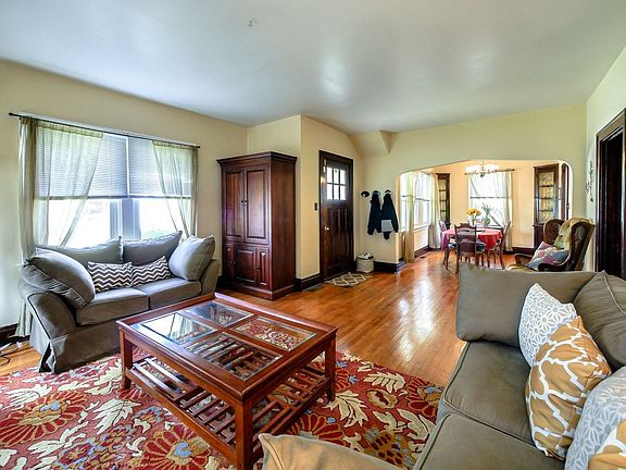 5th image of 32 Bellemonte Ave