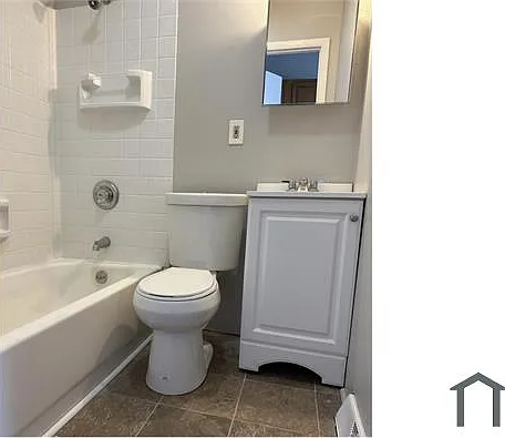 2 bed, $1,050 — Photo 4
