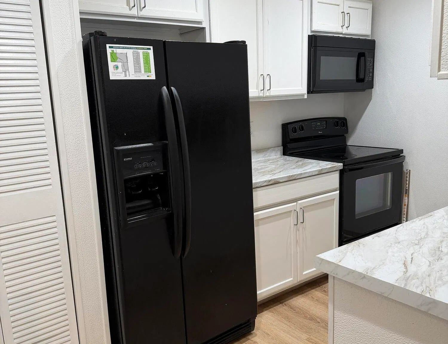 3 bed, 2.5 bath, 1428 sqft, $2,500 — Photo 3