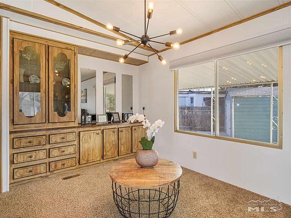 4th image of 1253 Knights Ln