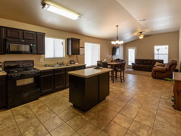 5th image of 13239 Kestrel Ave