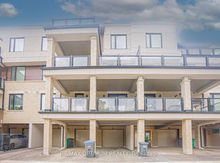 20 Knotsberry Cir #11, Brampton, ON