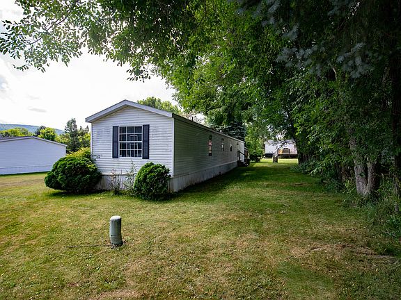 3rd image of 114 Dolen Ln