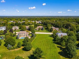 1211 Mink Trl, Cary, IL 60013