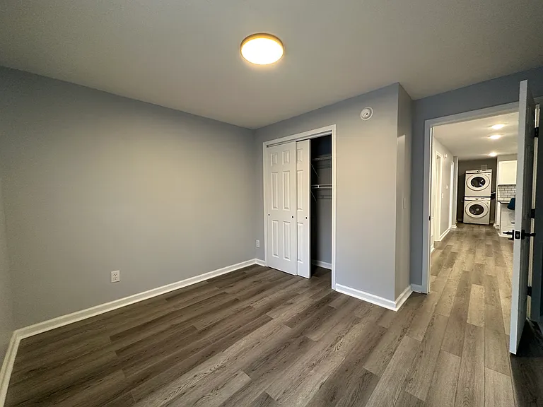 127 Henderson St #2 — Photo 17