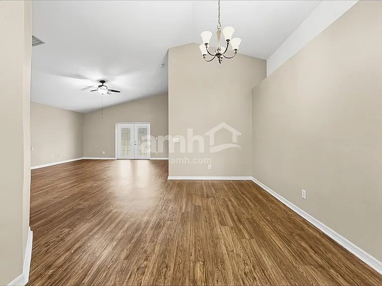 11330 Jim Ct — Photo 5