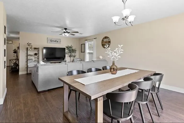 16535 Burnell Oaks Ln — Photo 9