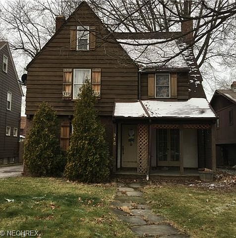 1st image of 316 E 215th St
