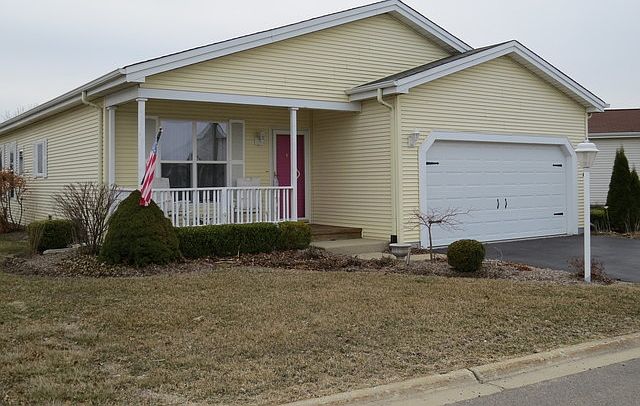 1st image of 122 Hunter Ct