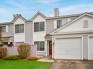 4413 Naper Bay, Eagan, MN 55122