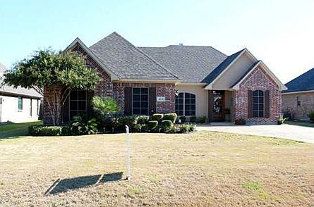 1st image of 4131 Courtland Way