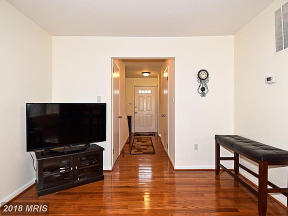 4th image of 6306 Teakwood Ct