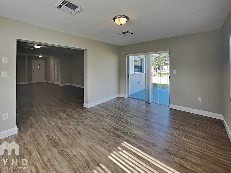9116 Glen Moor Ln — Photo 9