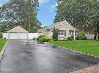 164 Lillian Rd, Nesconset, NY 11767