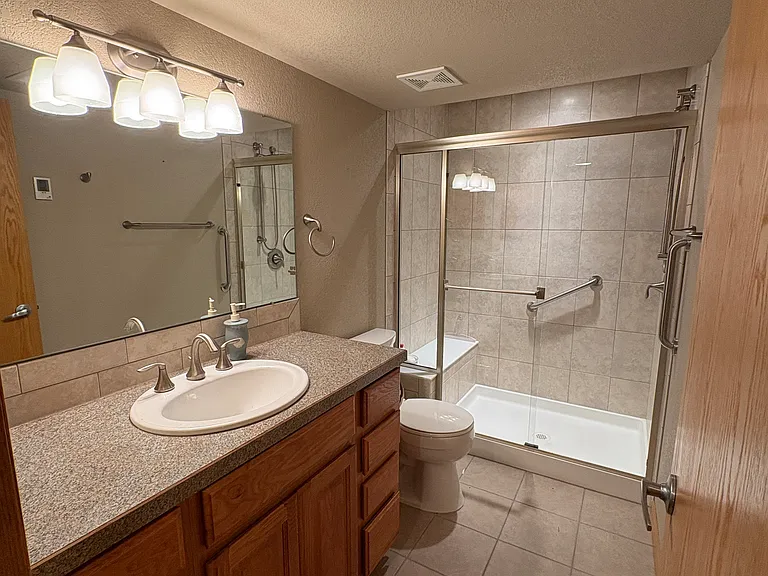1113 Hawkeye St — Photo 38