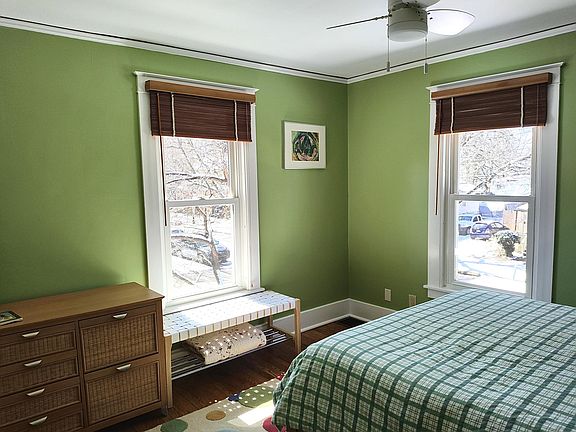 Bedroom, tenant provides own linens