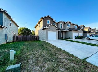 8331 Breezy Cv #4, Schertz, TX 78154