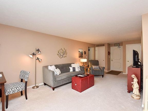 4th image of 1851 King James Pkwy APT 116
