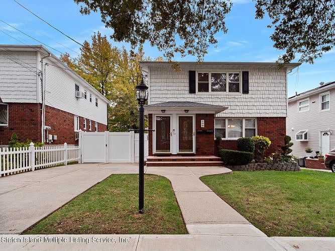 1st image of 128 Kelvin Ave