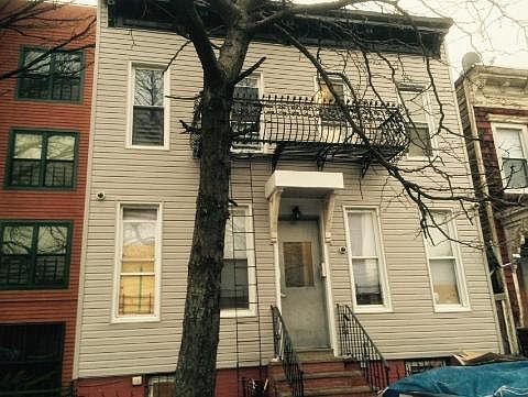 1st image of 221 Howard Ave APT 1