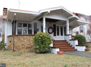 203 S Church St, Charles Town, WV 25414