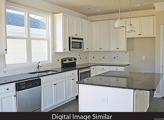 4th image of 136B Morning Mist Ln #69