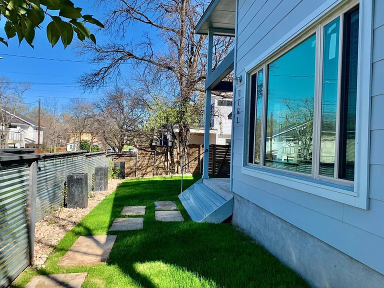 1163 Alamo St — Photo 25