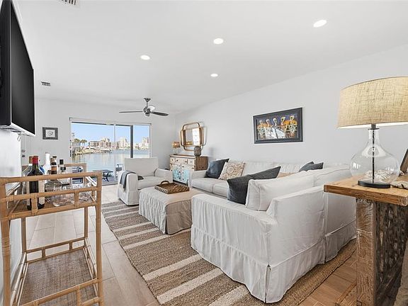3rd image of 400 Larboard Way APT 105
