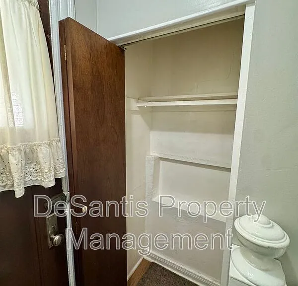 227 5th Ave #2 — Photo 9