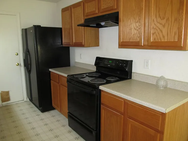 3210 Viewcrest Dr — Photo 6