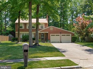 537 Doe Ln, Cherry Hill, NJ 08034