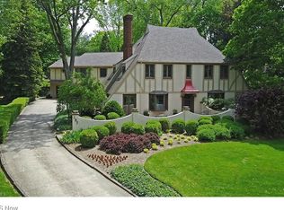 287 Overwood Rd, Akron, OH 44313