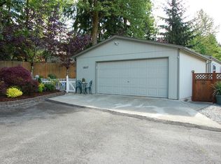 18807 128th Ave NE, Bothell, WA 98011