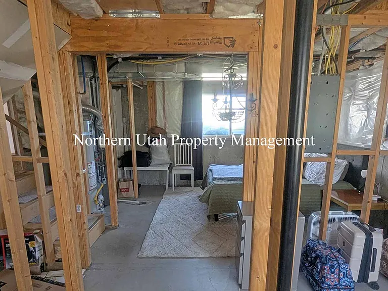 1287 W 2000 N — Photo 16