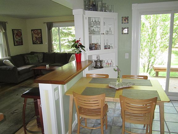2nd image of 7968 Skyline Dr