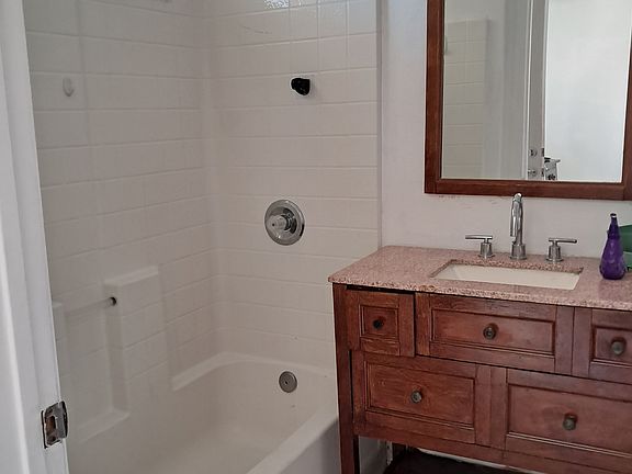 5th image of 14673 Gledhill St #A