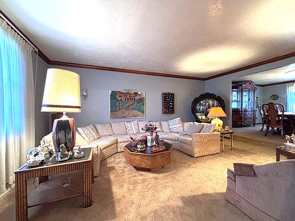 3rd image of 571 Aljo Dr