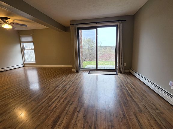 4th image of 20 Juniper Lane #16