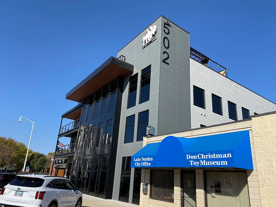 502 Main Apartments