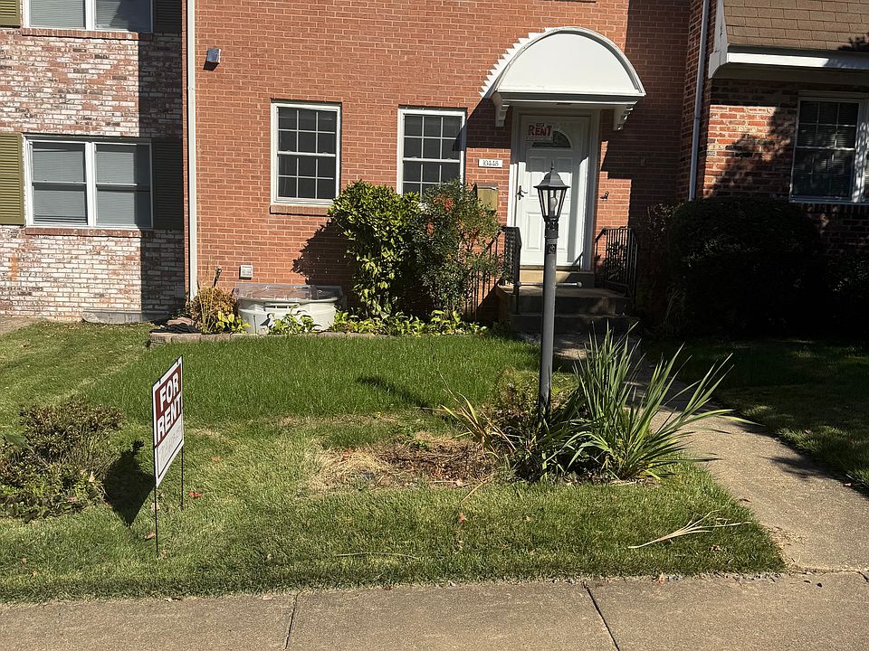 1st image of 10448 Armstrong St