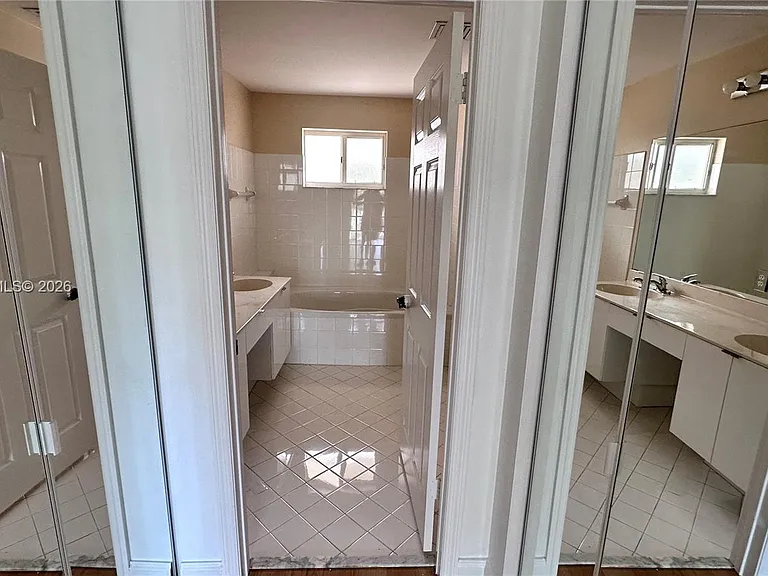 9781 NW 45th Ln — Photo 10